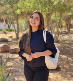 Lina, 28 سنة, النساء