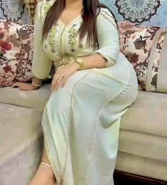 Talia, 28 سنة, النساء