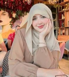 Lina, 28 سنة, النساء